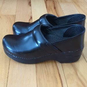 Dansko Black Leather Footwear
